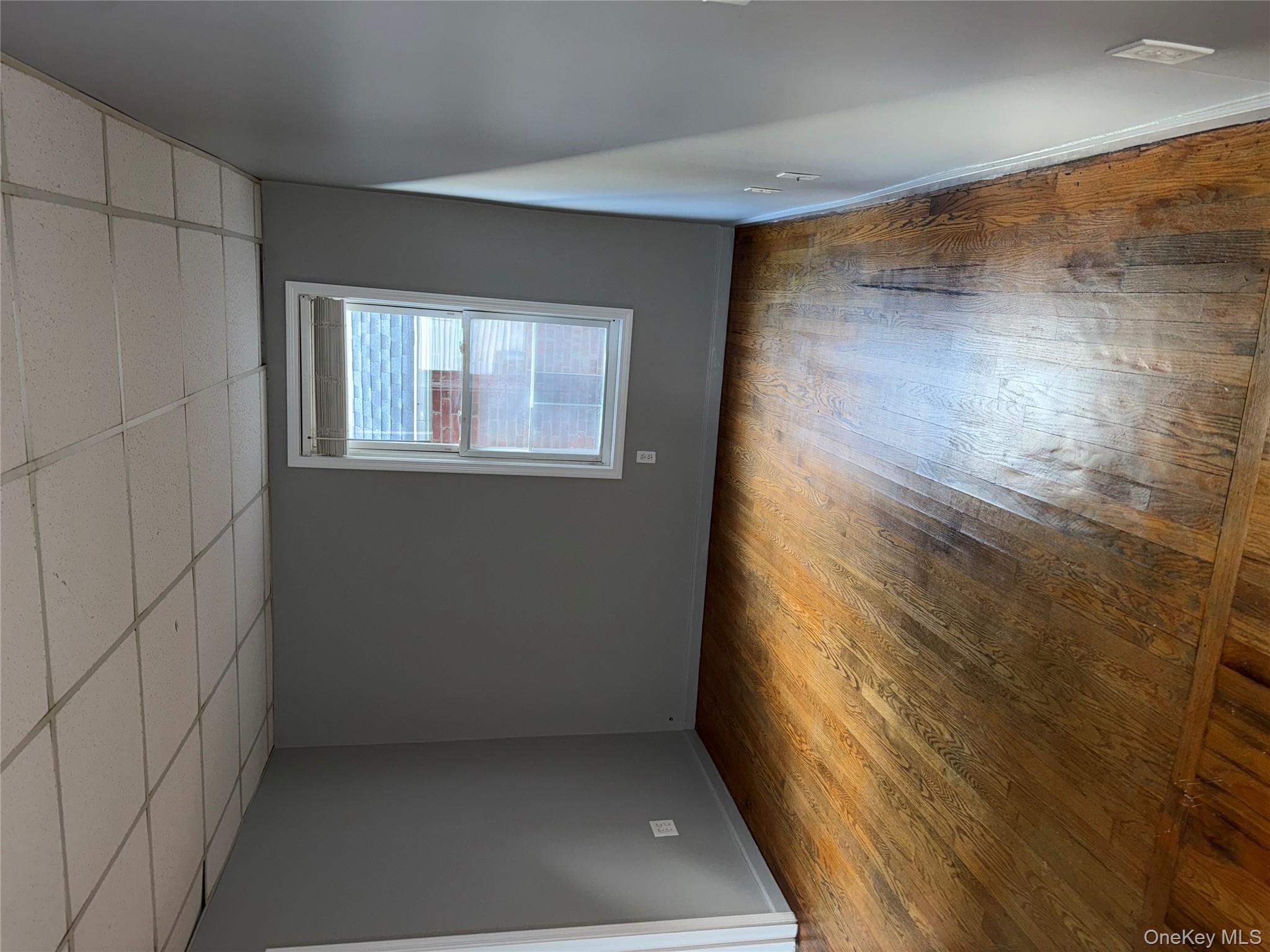 #5 photo, 54 Gifford Avenue, Poughkeepsie , NY 12601