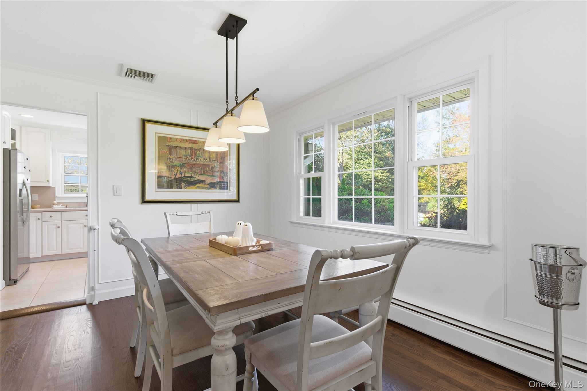 #18 photo, 6 Blue Grass Court, Huntington , NY 11743