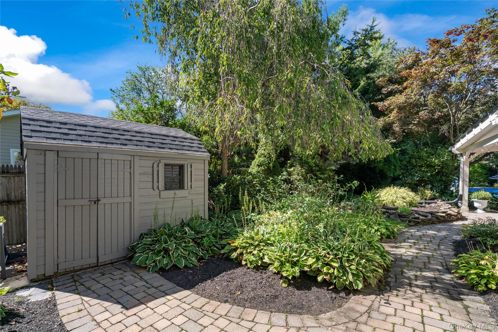 #5 photo, 6 Blue Grass Court, Huntington , NY 11743