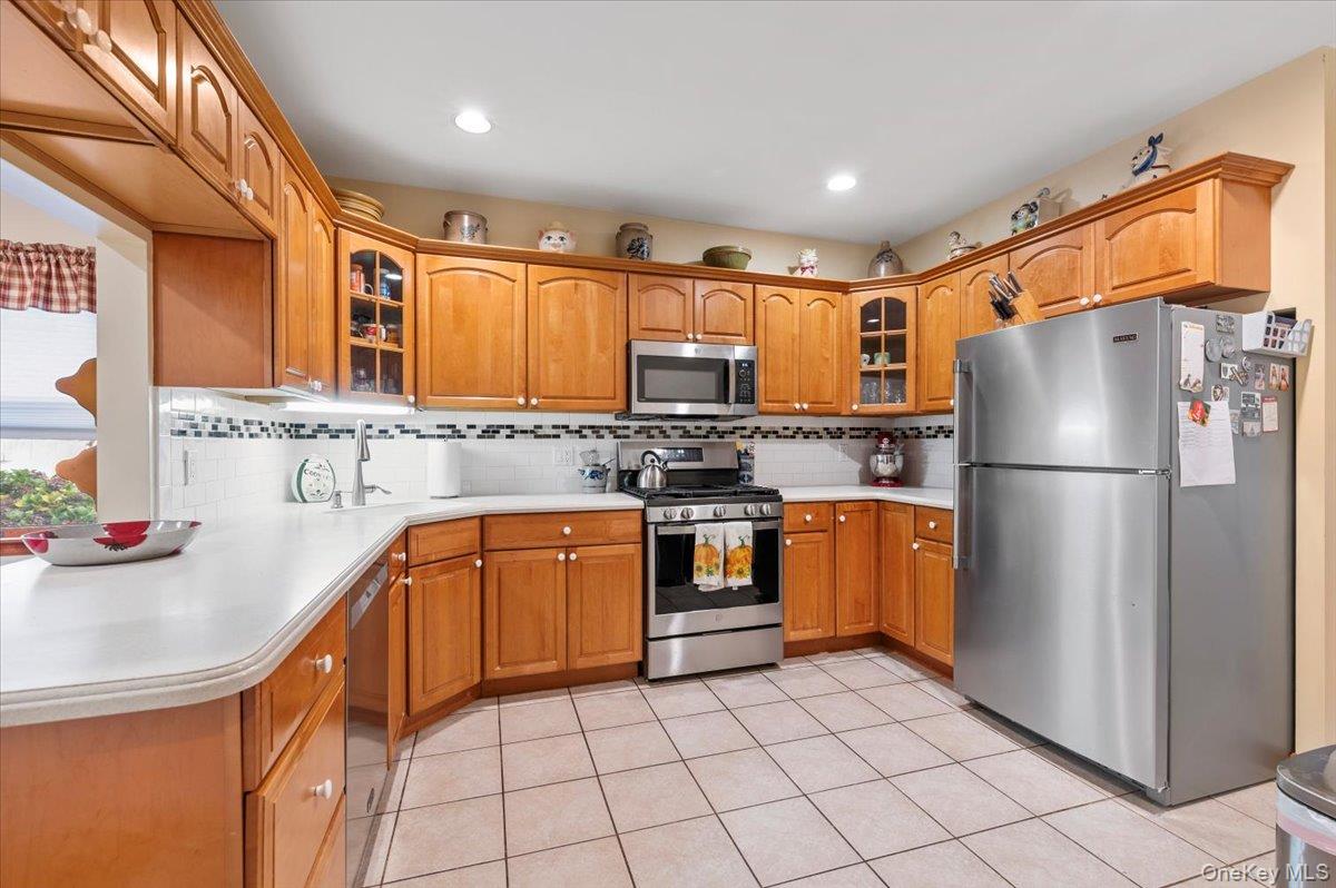 #9 photo, 2726 Park Avenue, Baldwin , NY 11510