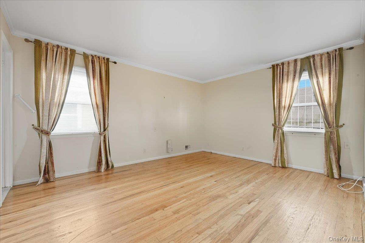 #11 photo, 160-31 24th Avenue, Whitestone , NY 11357