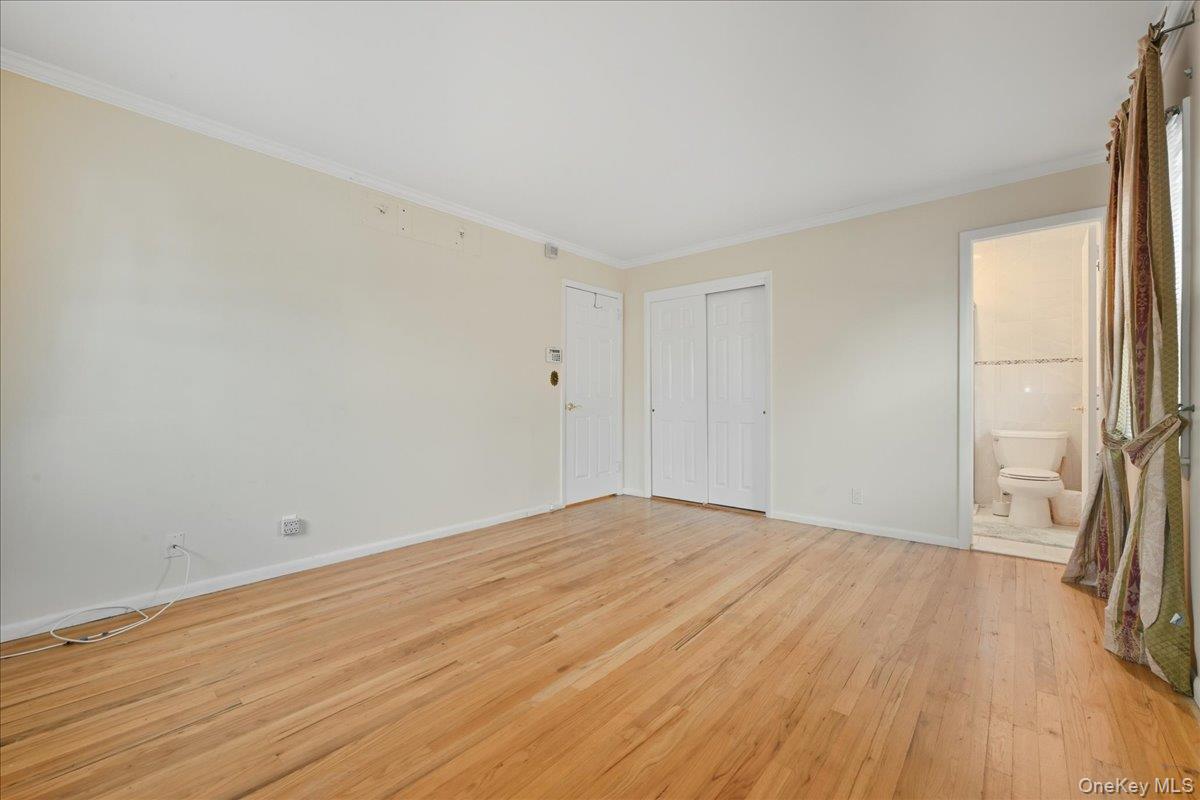 #12 photo, 160-31 24th Avenue, Whitestone , NY 11357