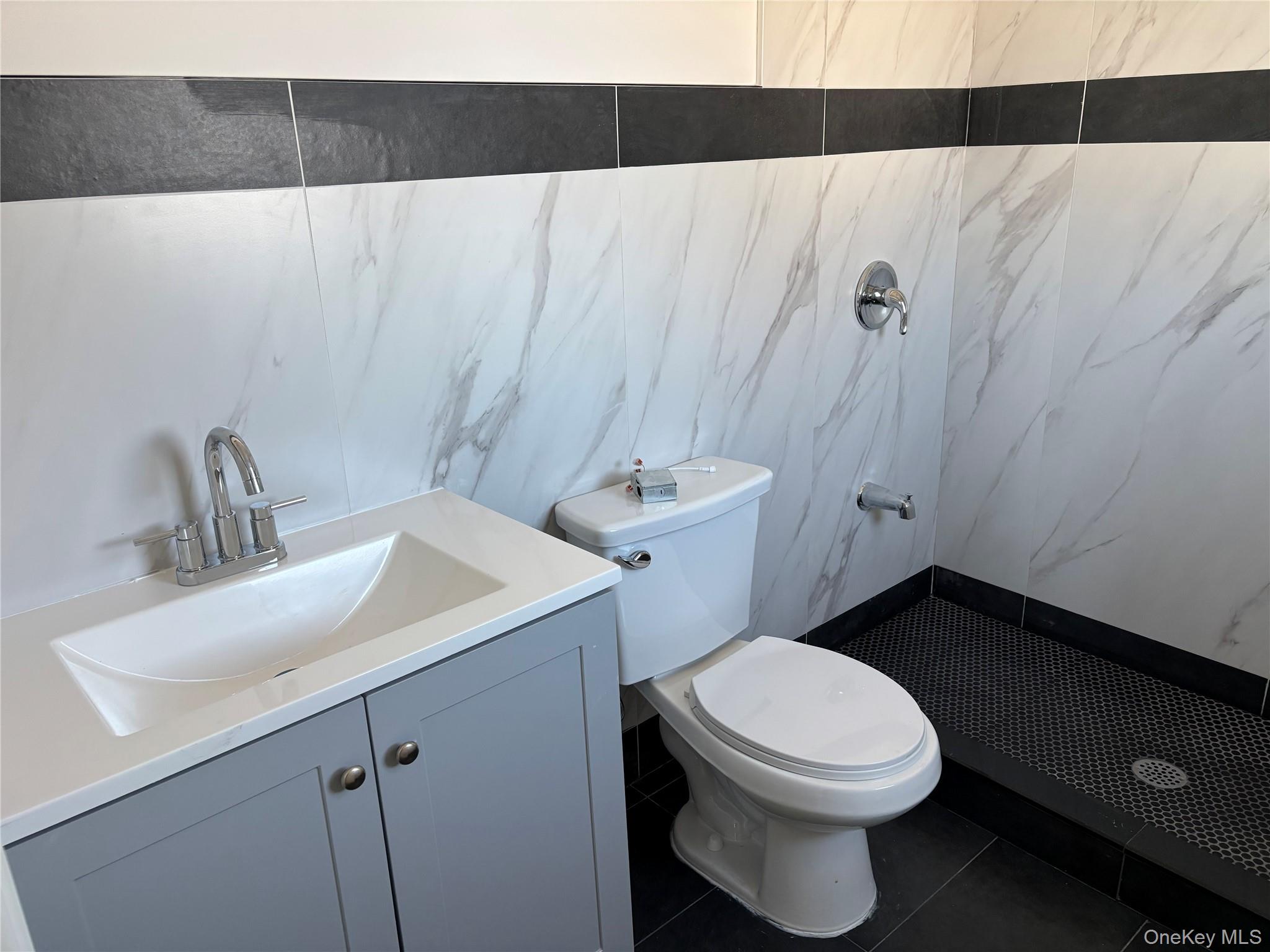 #4 photo, 14410 105th Avenue, Jamaica , NY 11435