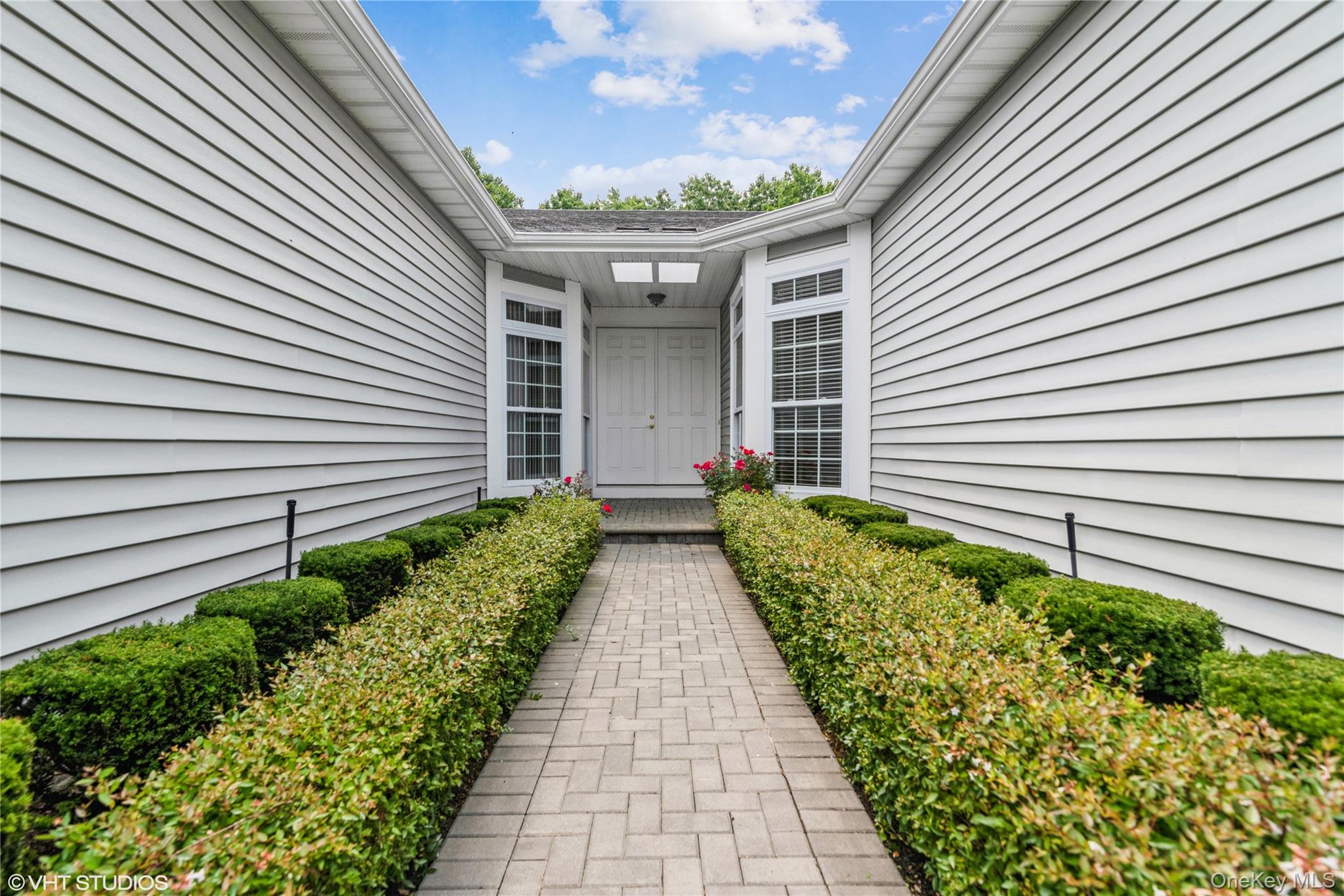 #6 photo, 2 Pondview, Saint James , NY 11787