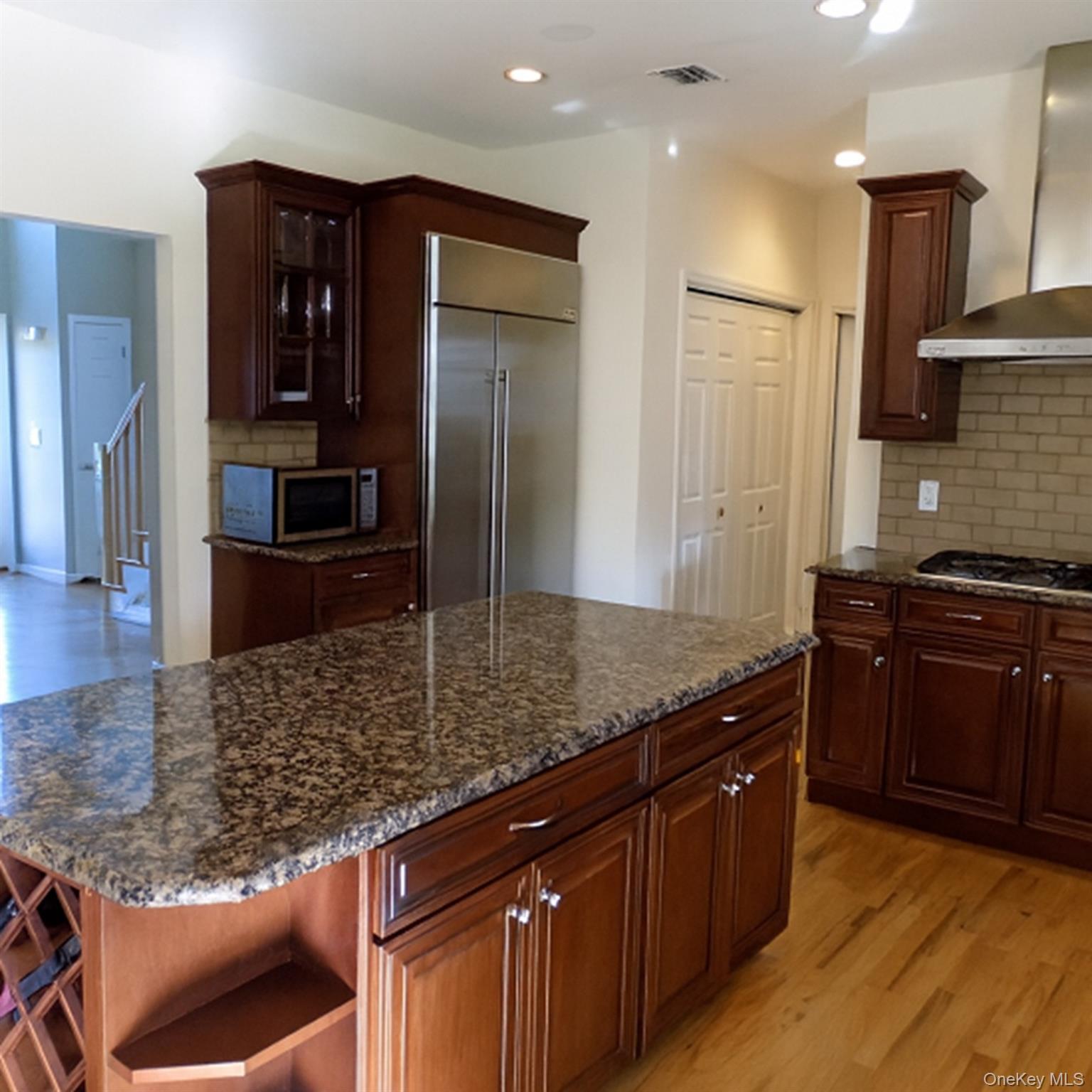 #9 photo, 9 Nursery Court, Huntington , NY 11743