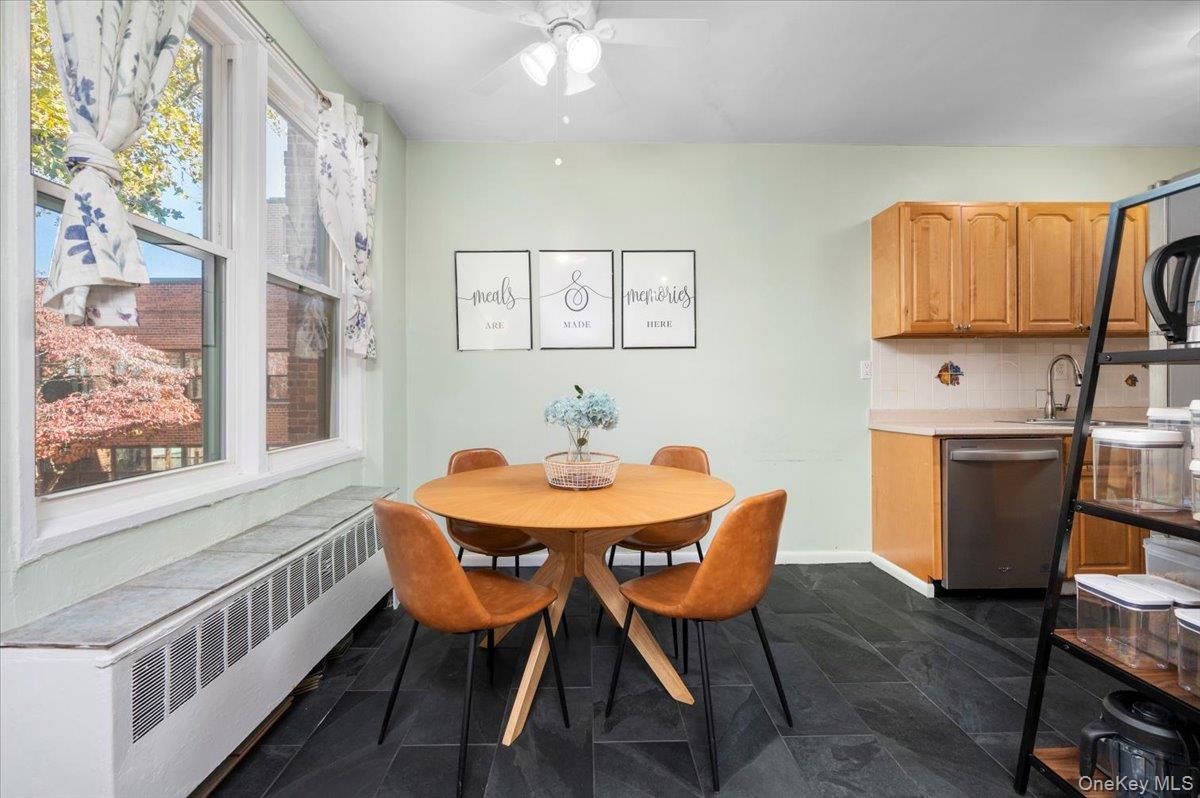 #11 photo, 953 W Boston Post Road, Mamaroneck , NY 10543