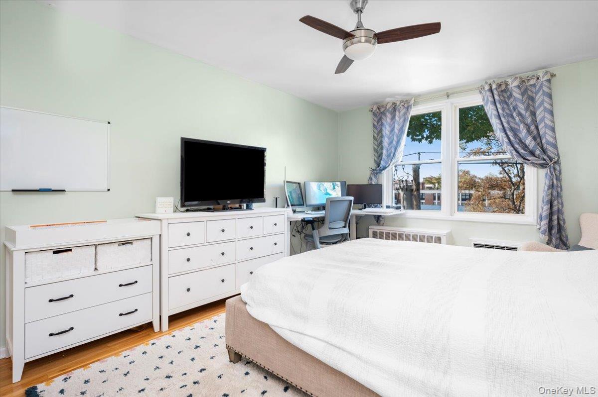 #14 photo, 953 W Boston Post Road, Mamaroneck , NY 10543