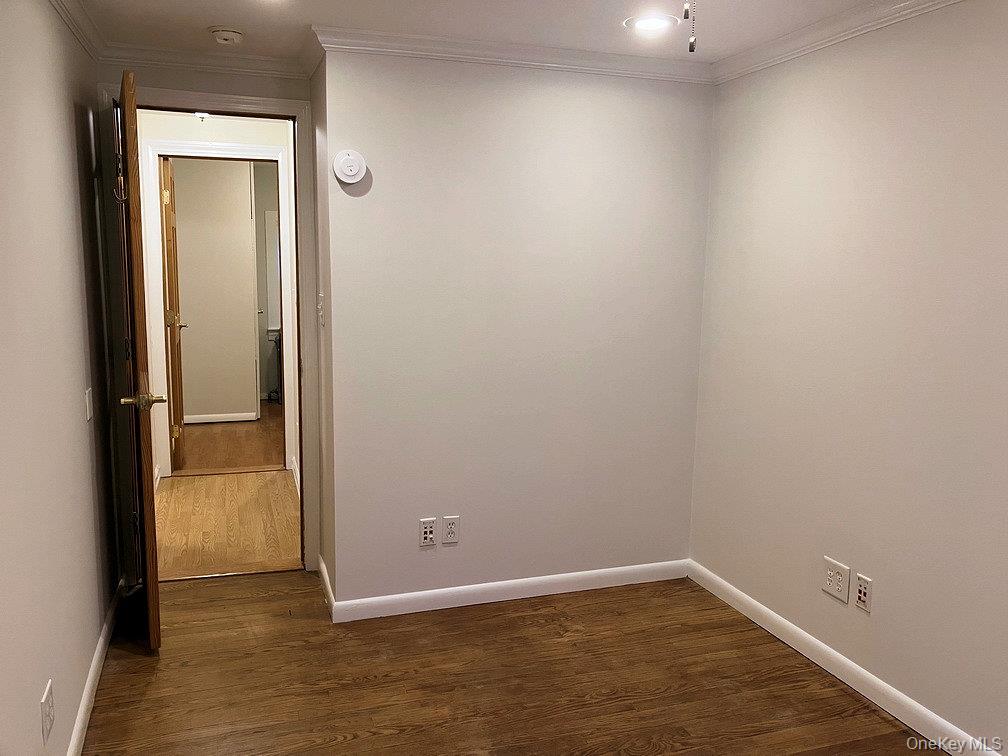 #12 photo, 1 Overlook Drive, Valhalla , NY 10595