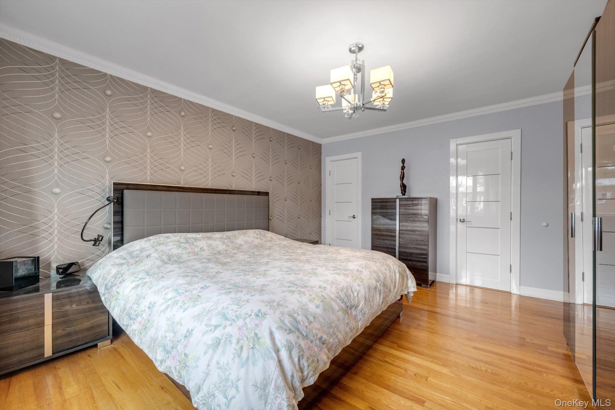 #12 photo, 7510 169th Street, Fresh Meadows , NY 11366