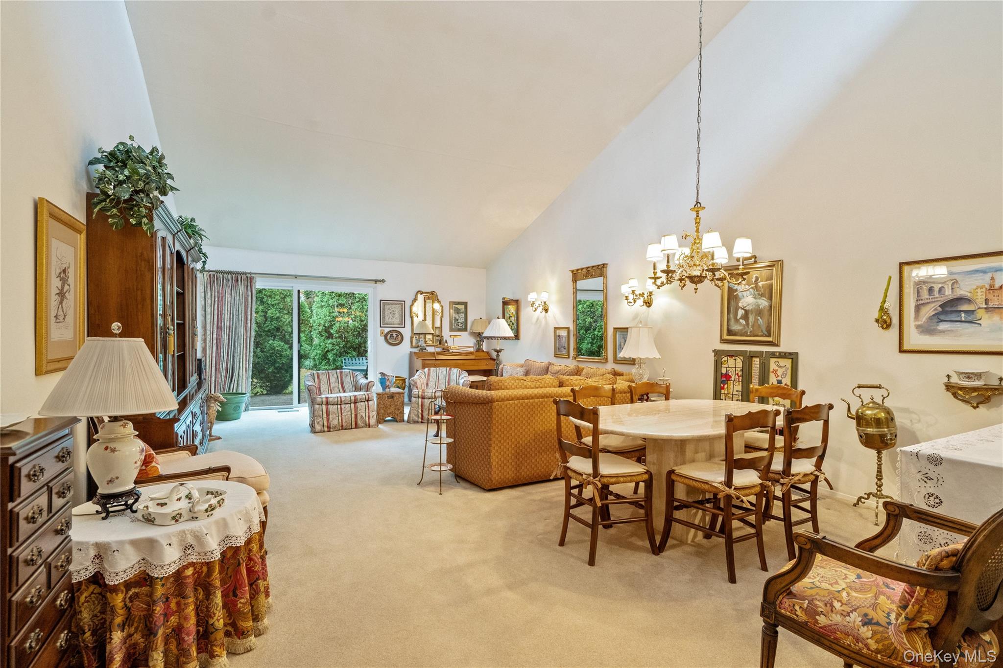 #5 photo, 117 Eagles Crescent, Manhasset , NY 11030