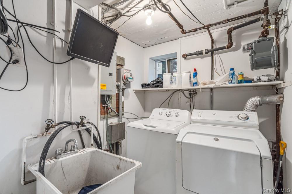 #17 photo, 95-25 67 Avenue, Rego Park , NY 11374