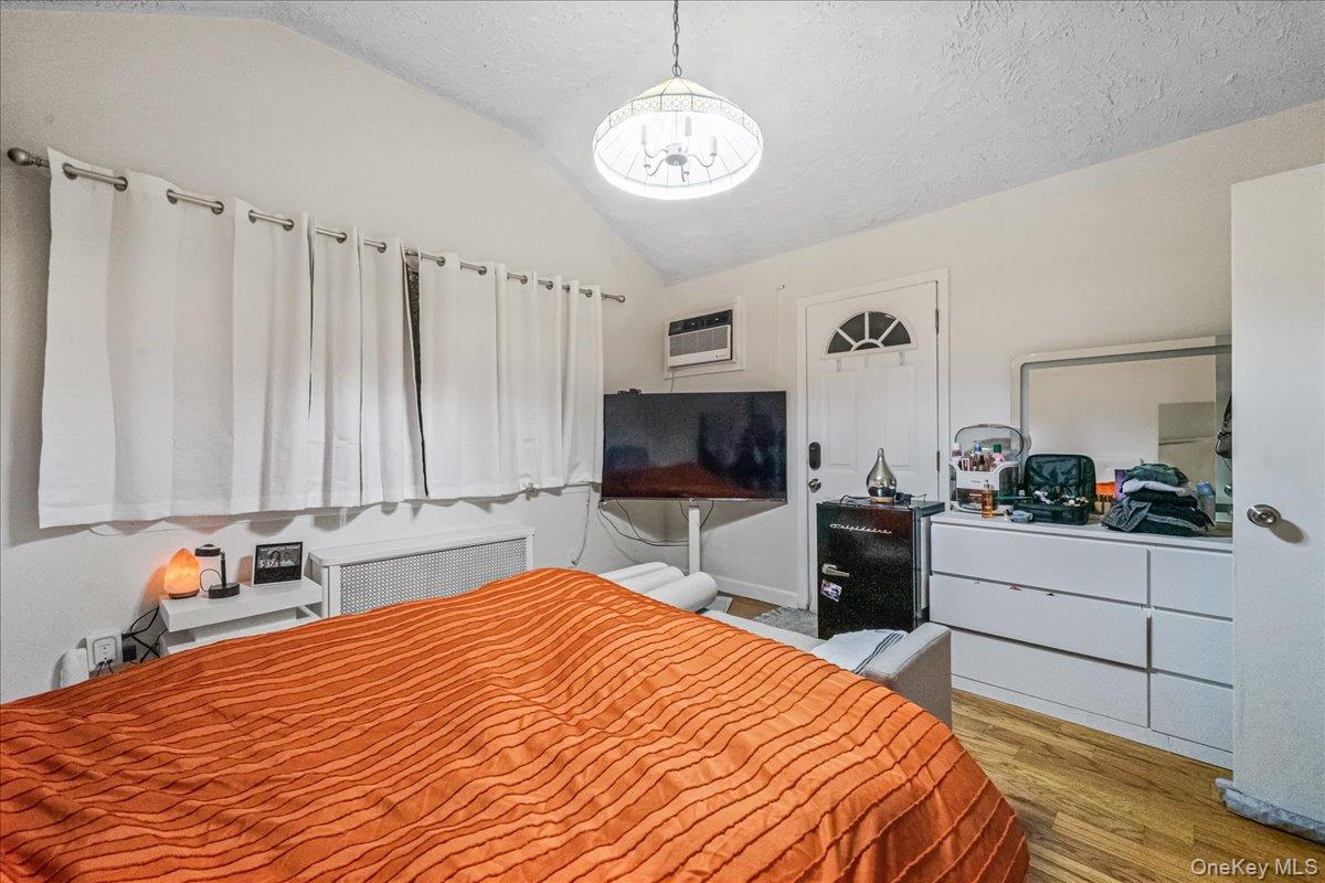 #12 photo, 150-02 78th Road, Flushing , NY 11367