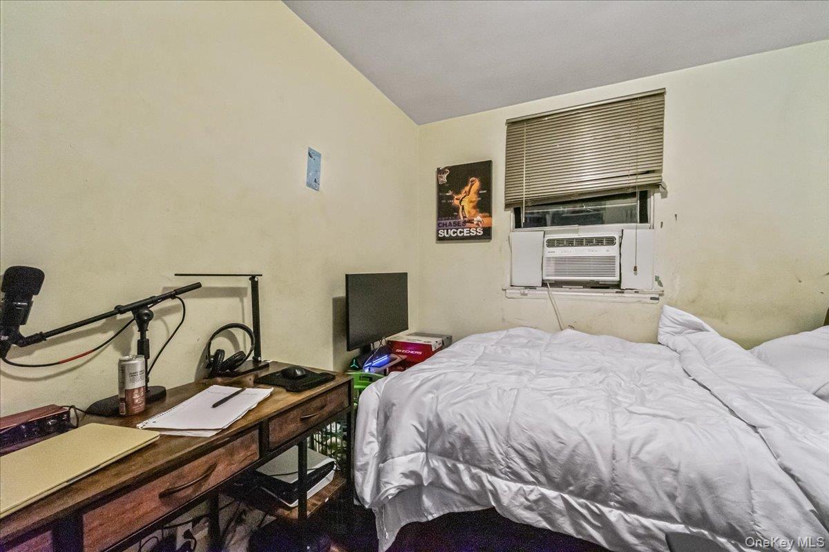 #19 photo, 150-02 78th Road, Flushing , NY 11367