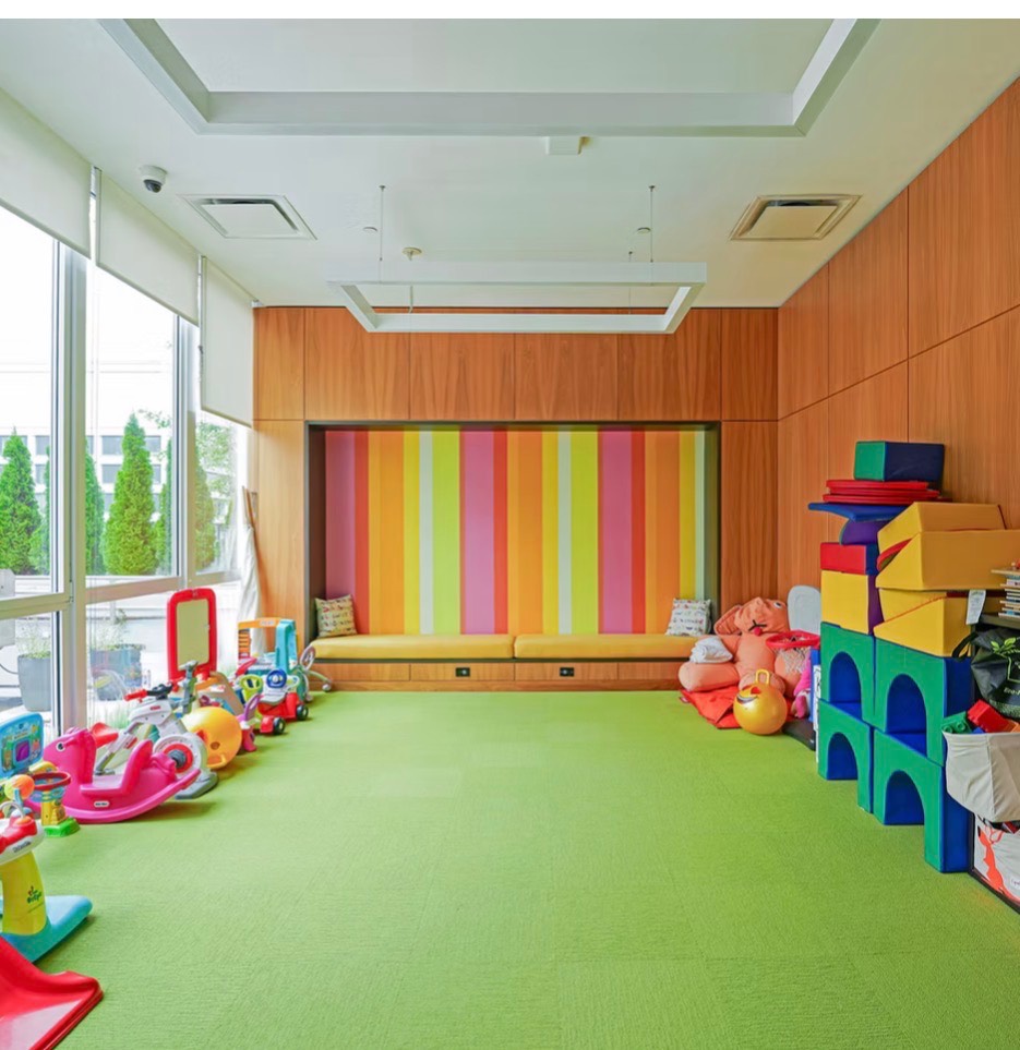 #20 photo, 180 Water Street, #2201, New York , NY 10038