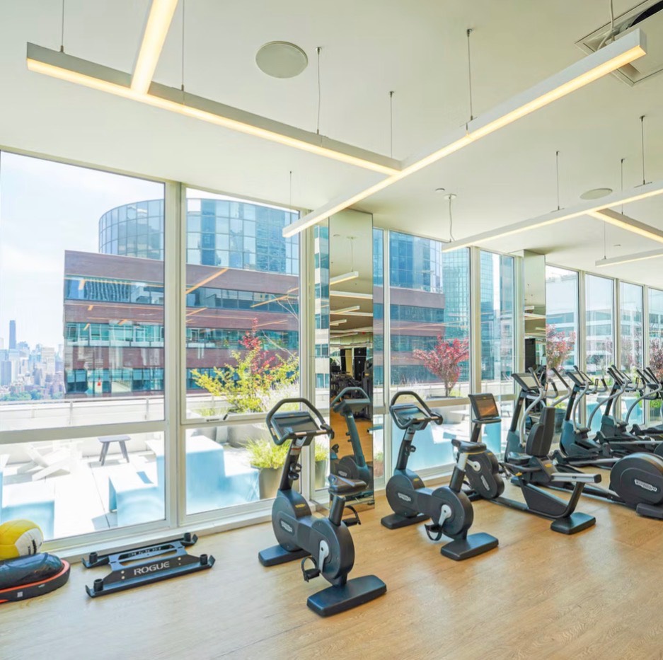 #23 photo, 180 Water Street, #2201, New York , NY 10038