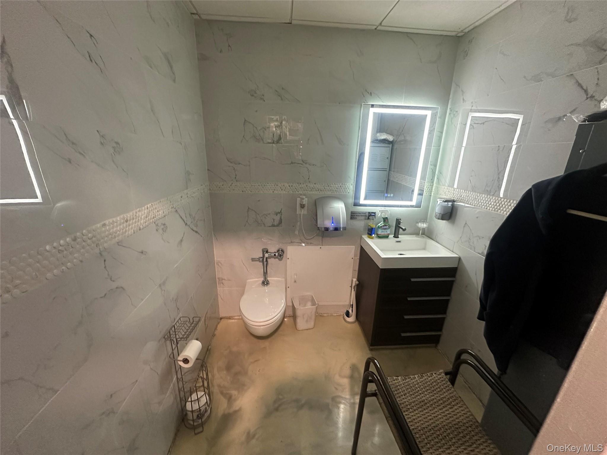 #13 photo, 6469 Broadway, Bronx , NY 10471