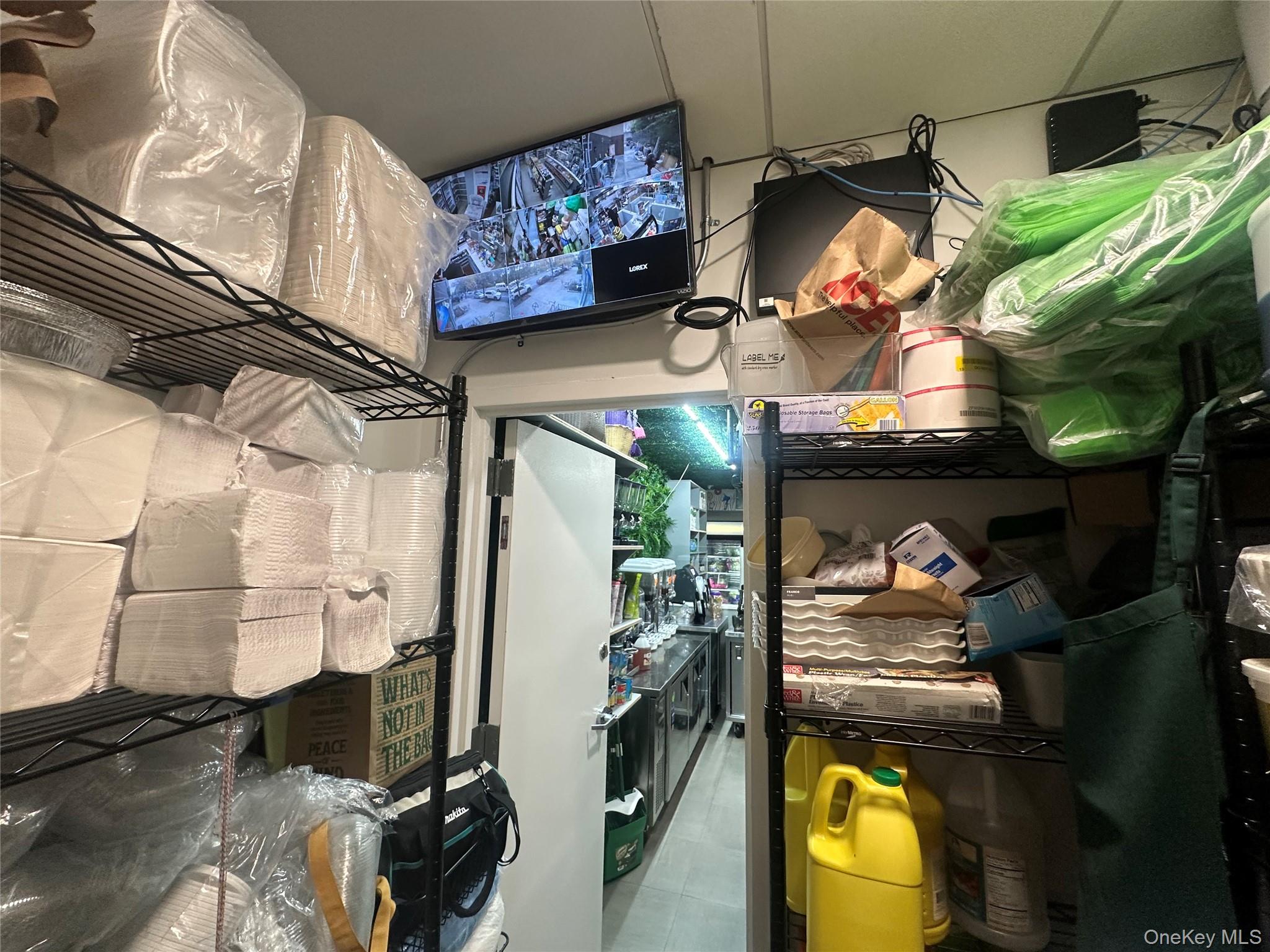 #14 photo, 6469 Broadway, Bronx , NY 10471