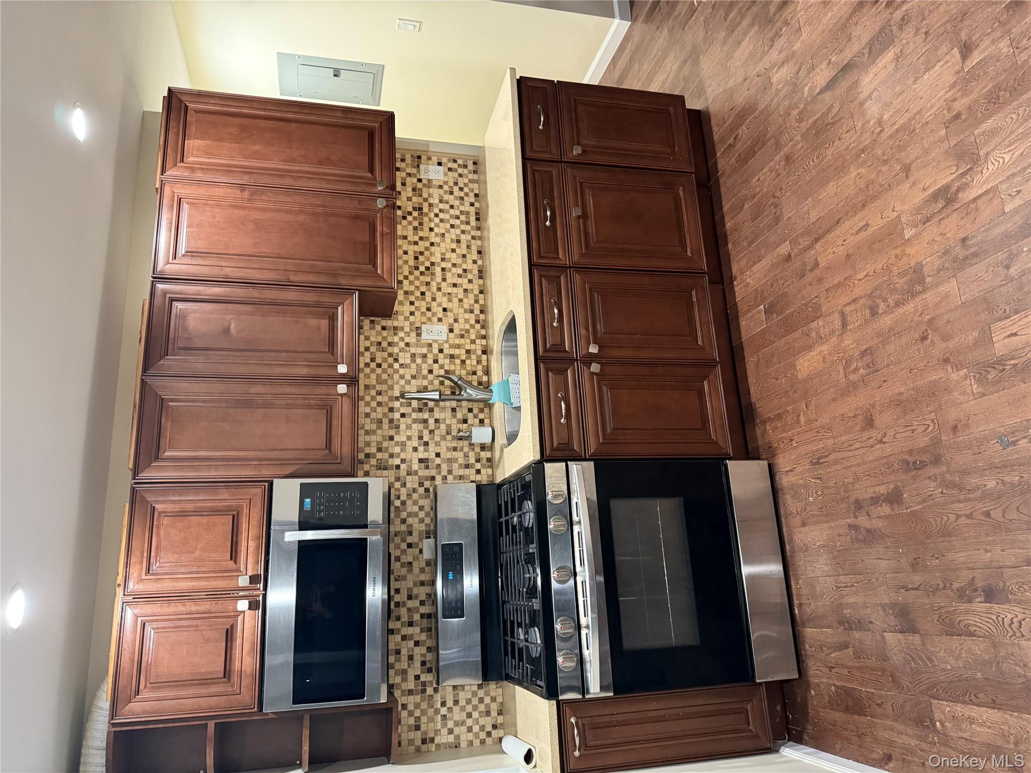 #12 photo, 3003 73rd Street, East Elmhurst , NY 11370