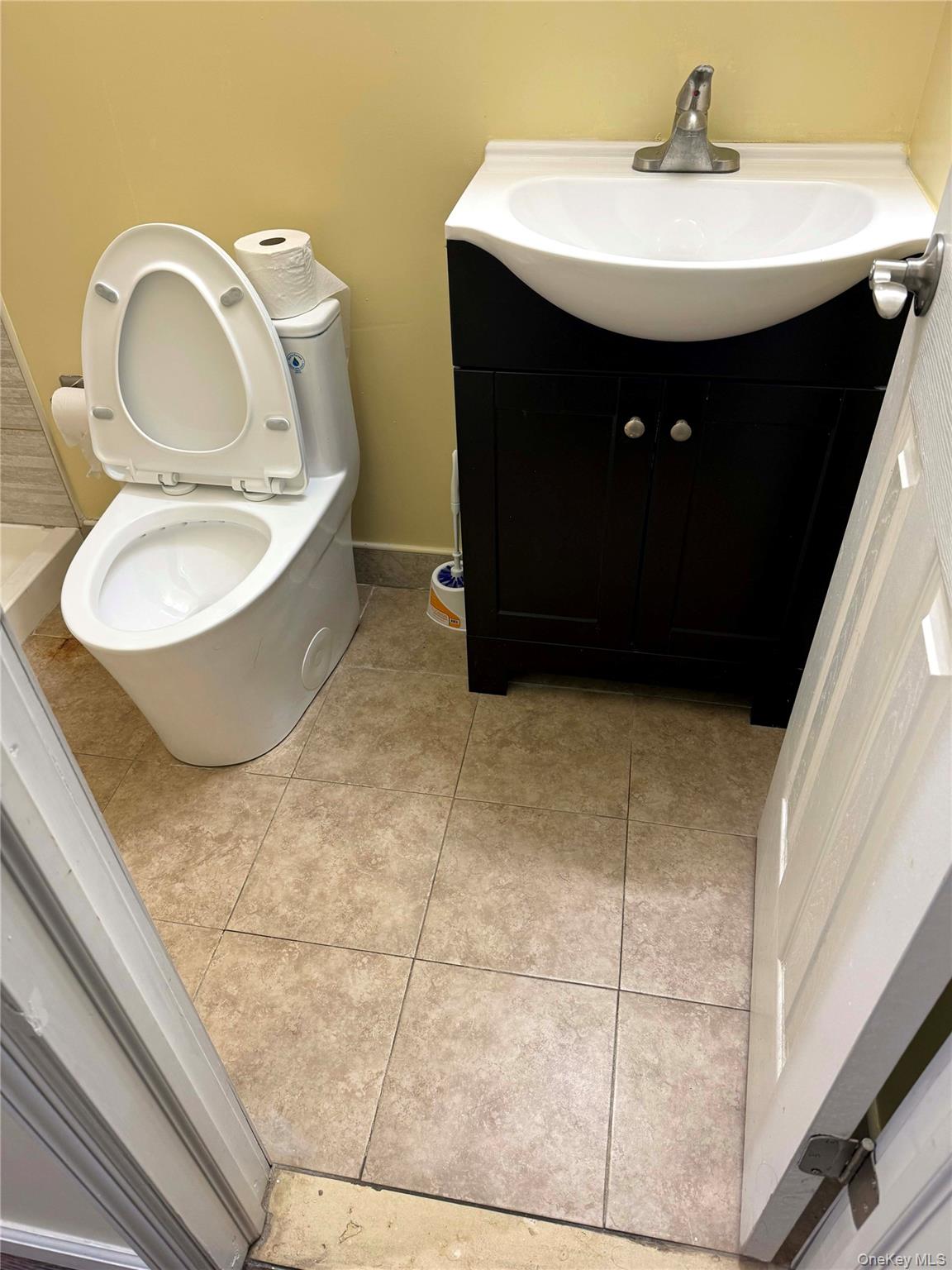 #3 photo, 3003 73rd Street, East Elmhurst , NY 11370