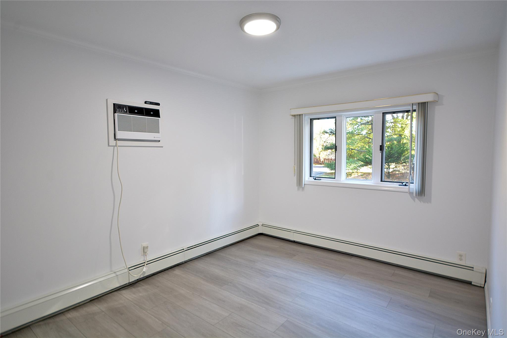 #9 photo, 140 Berg Avenue, Kings Park , NY 11754