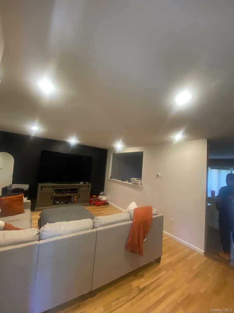 #12 photo, 15 Wenmore Lane, Port Jefferson Station , NY 11776