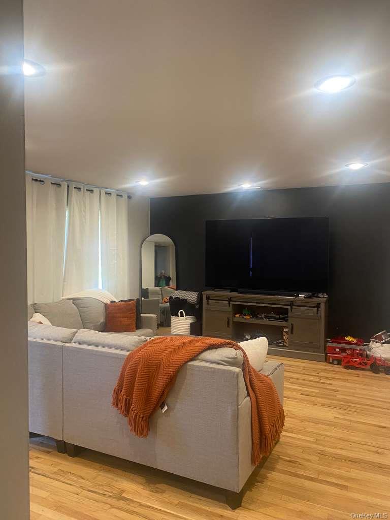 #13 photo, 15 Wenmore Lane, Port Jefferson Station , NY 11776