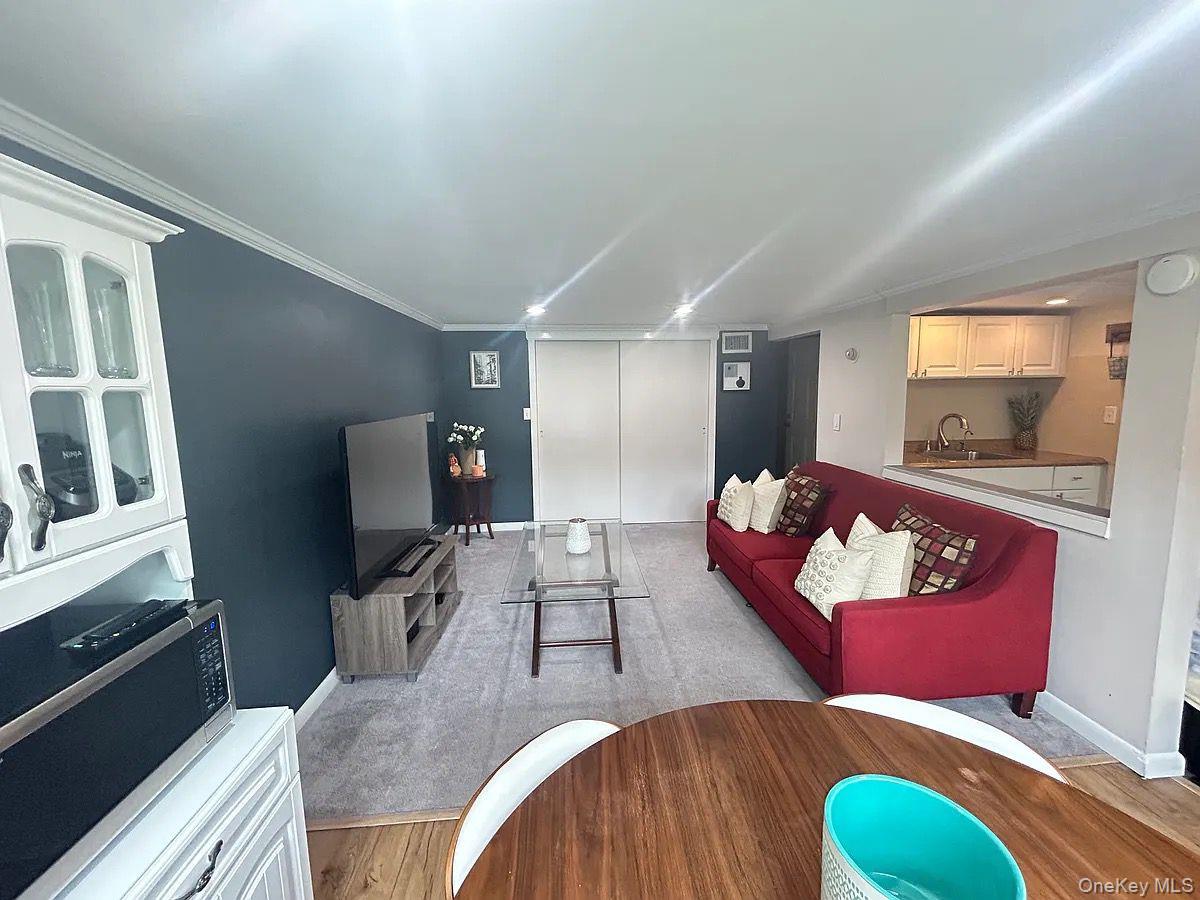 #5 photo, 15 Wenmore Lane, Port Jefferson Station , NY 11776