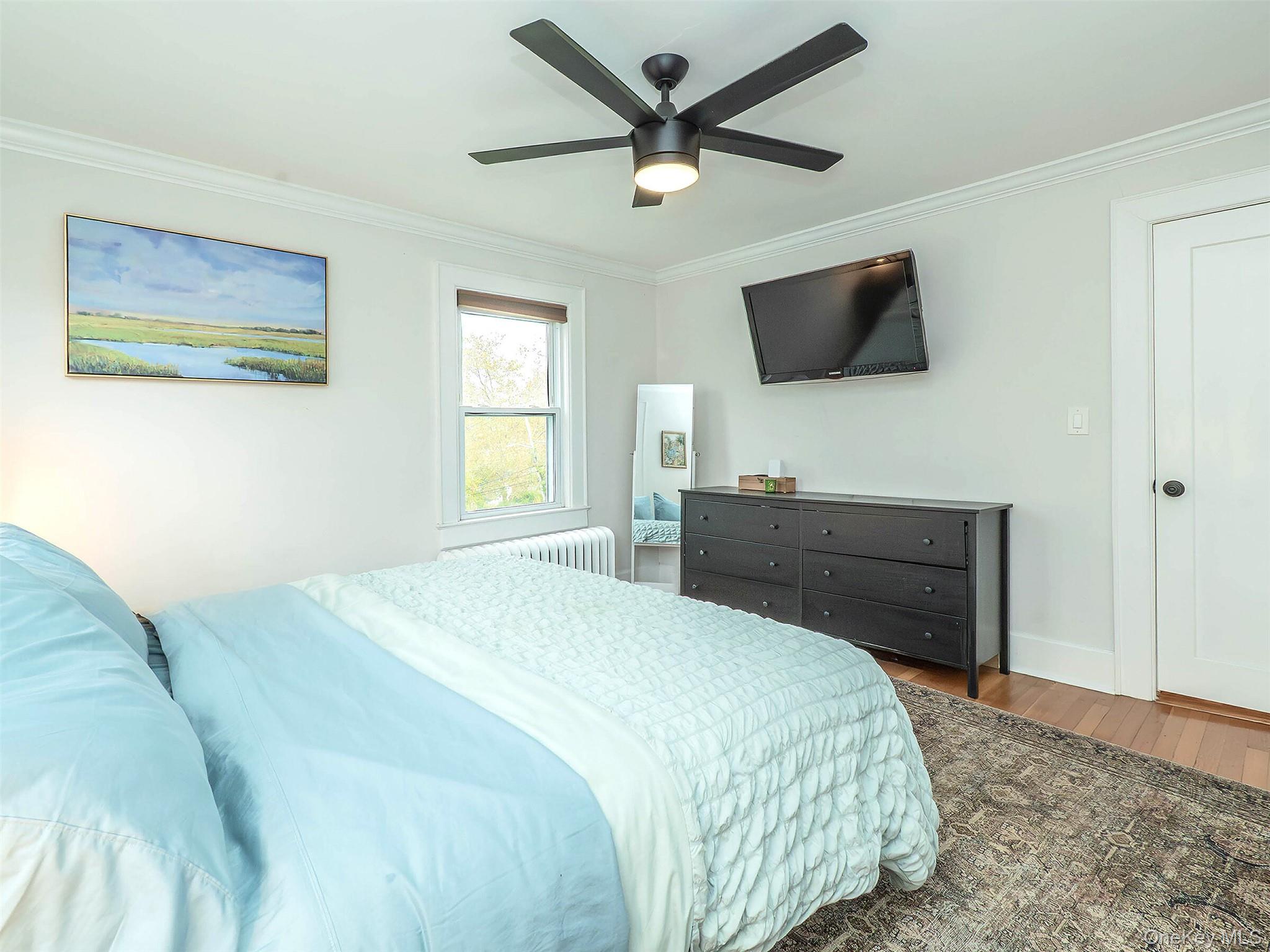 #13 photo, 106 McLoughlin Street, Glen Cove , NY 11542