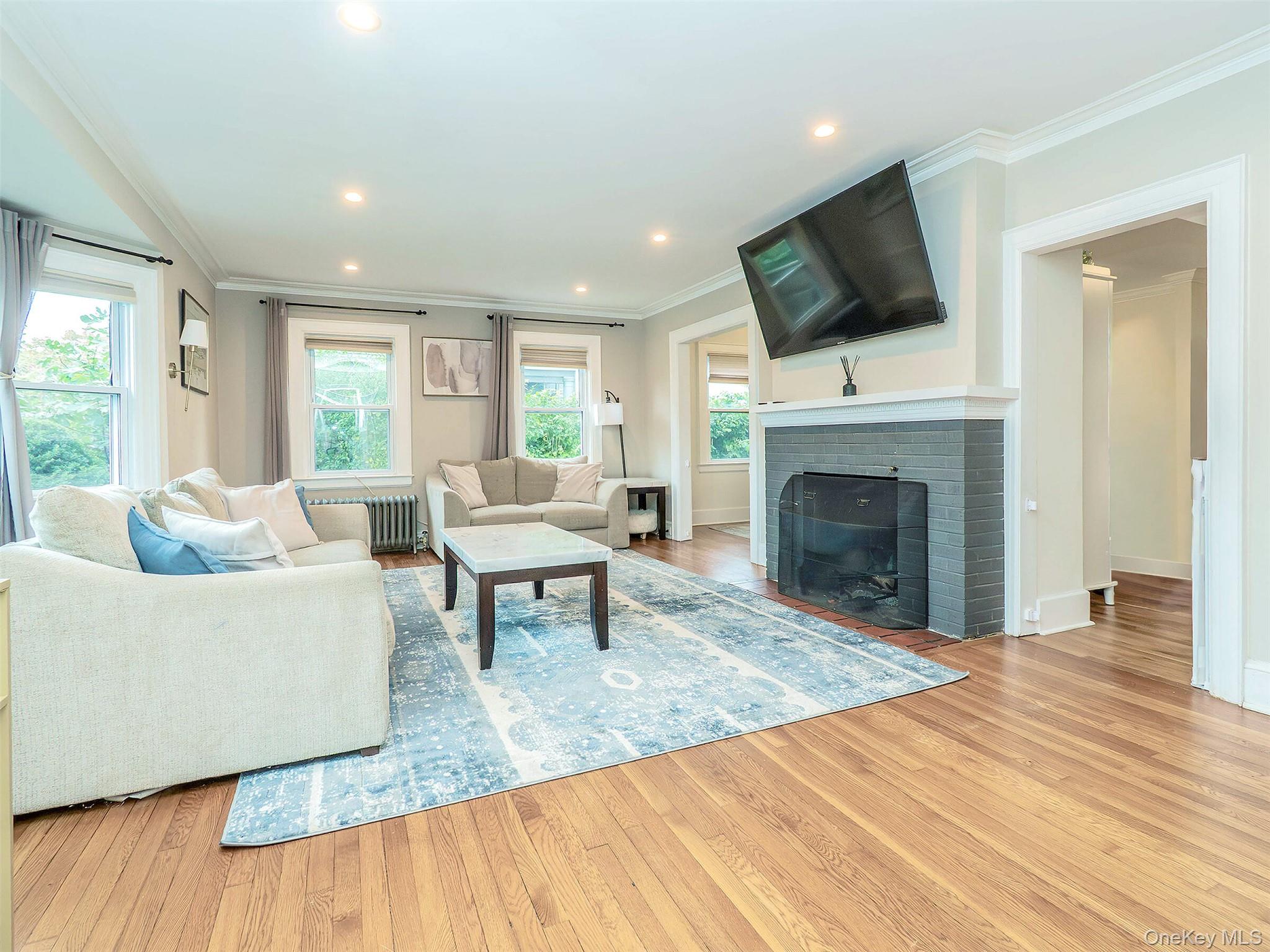 #4 photo, 106 McLoughlin Street, Glen Cove , NY 11542