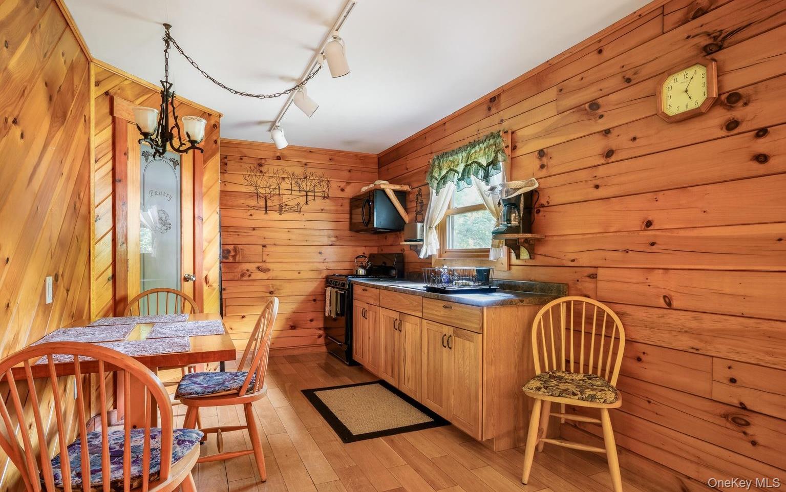 #16 photo, 5973 State Route 28, Phoenicia , NY 12464