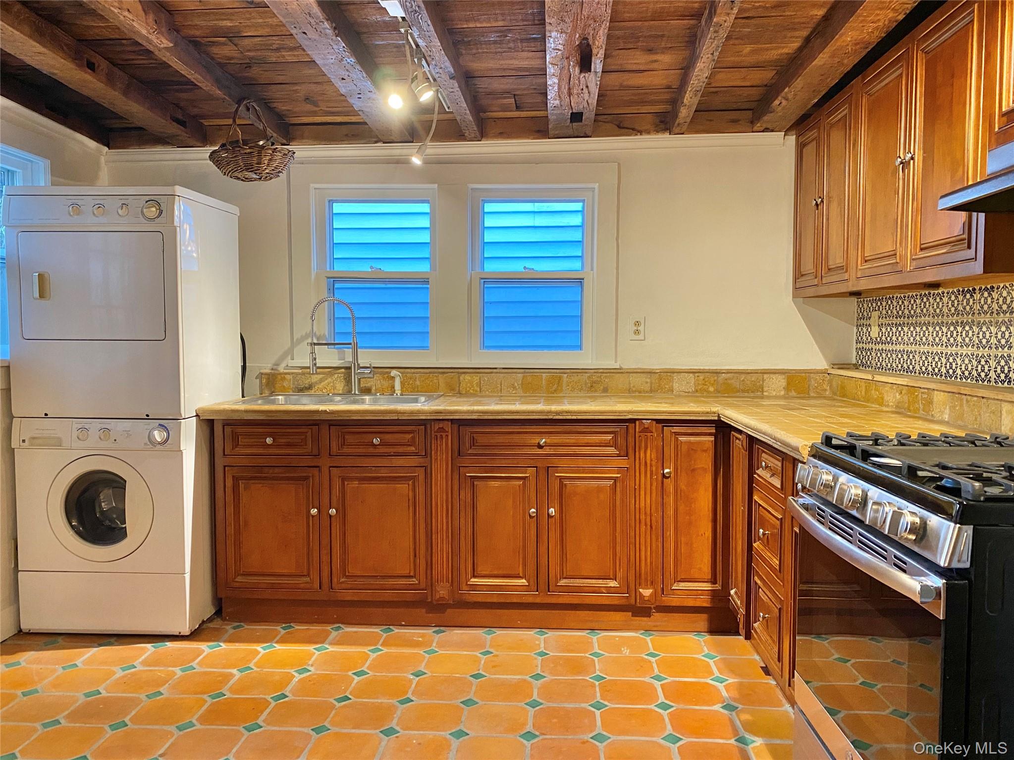 #8 photo, 66 Dodge Street, Hudson , NY 12534