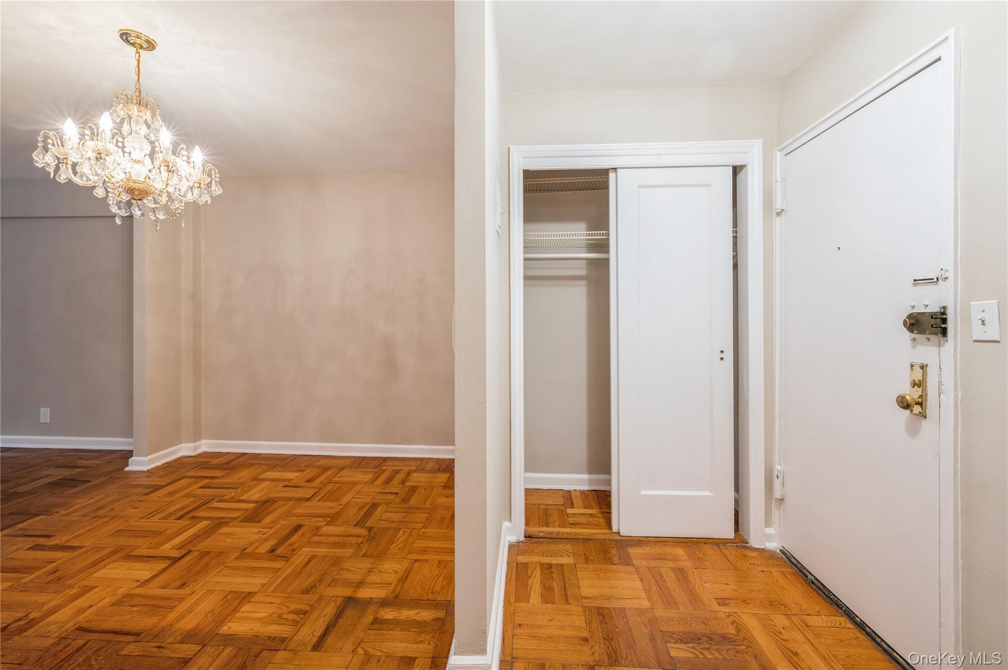 #19 photo, 50 White Oak street, New Rochelle , NY 10801