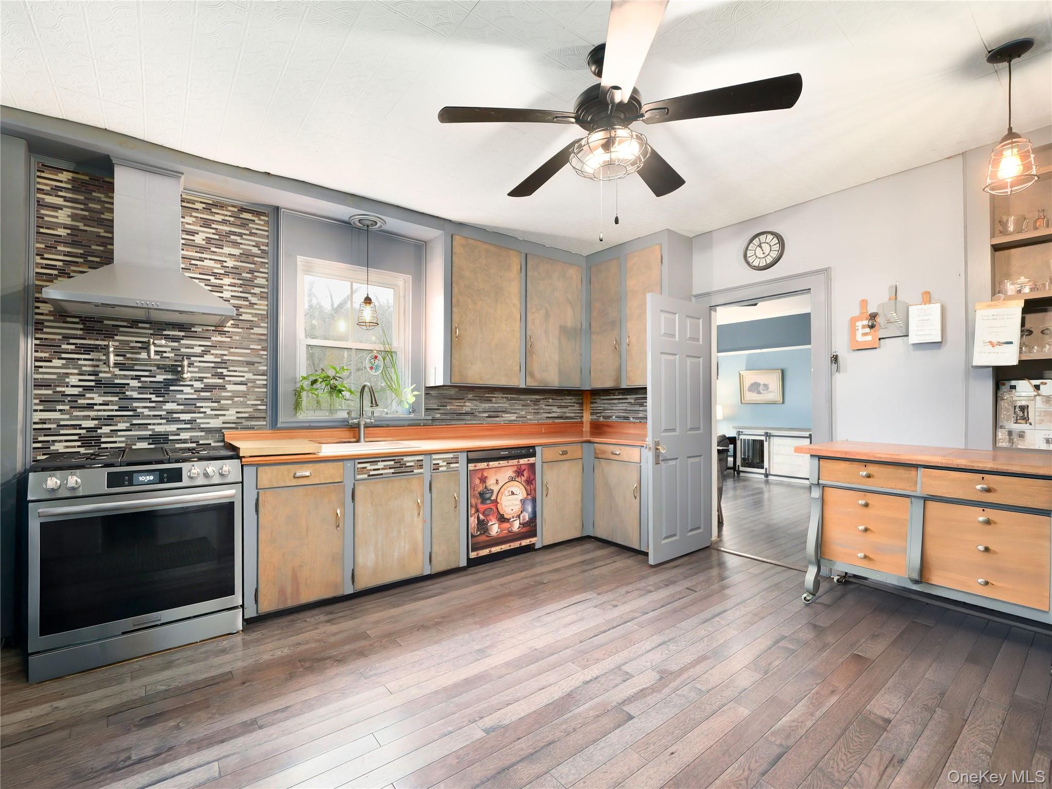 #9 photo, 8 Chapel Street, Jeffersonville , NY 12748