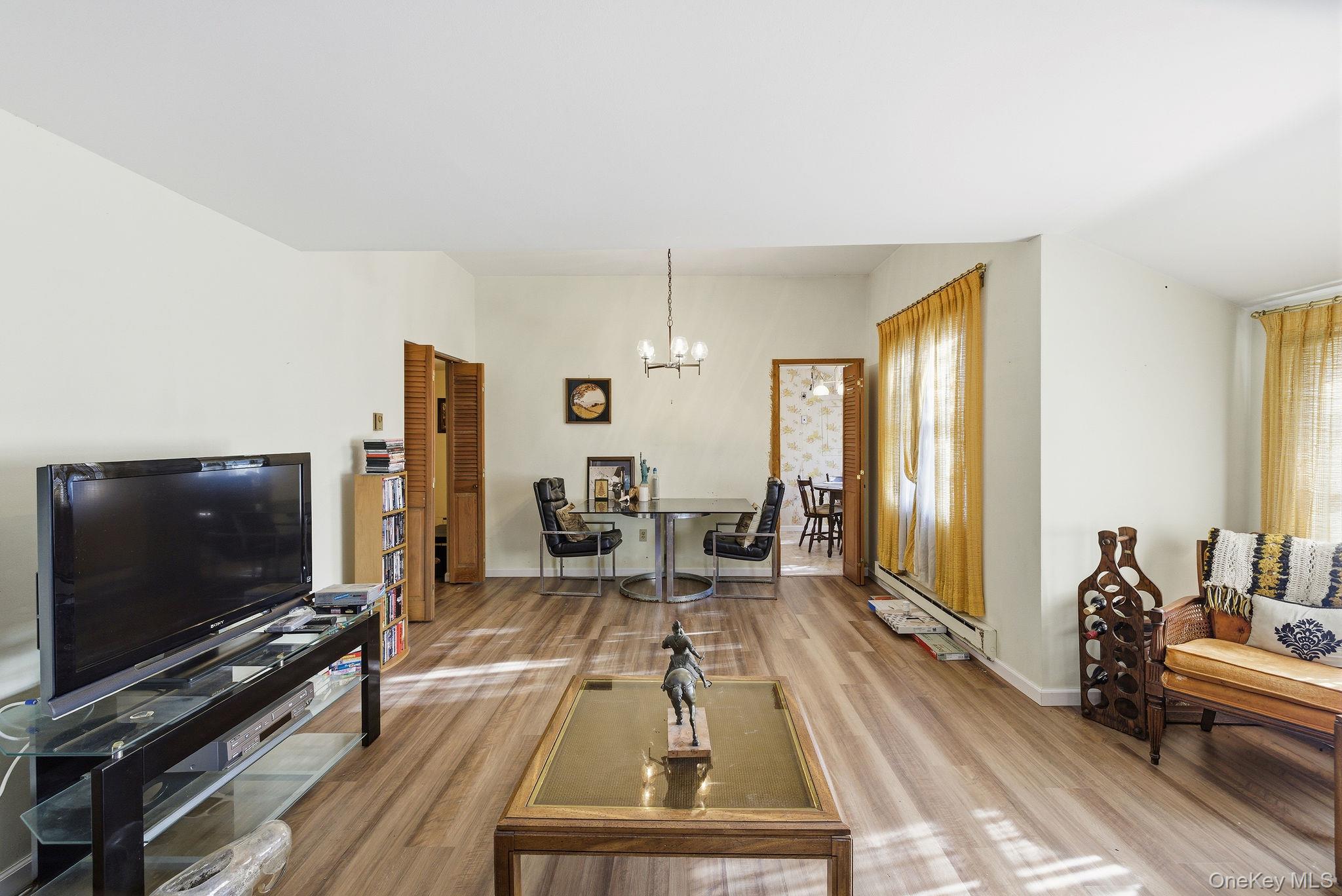 #12 photo, 602 Holly Stream Court, Brewster , NY 10509