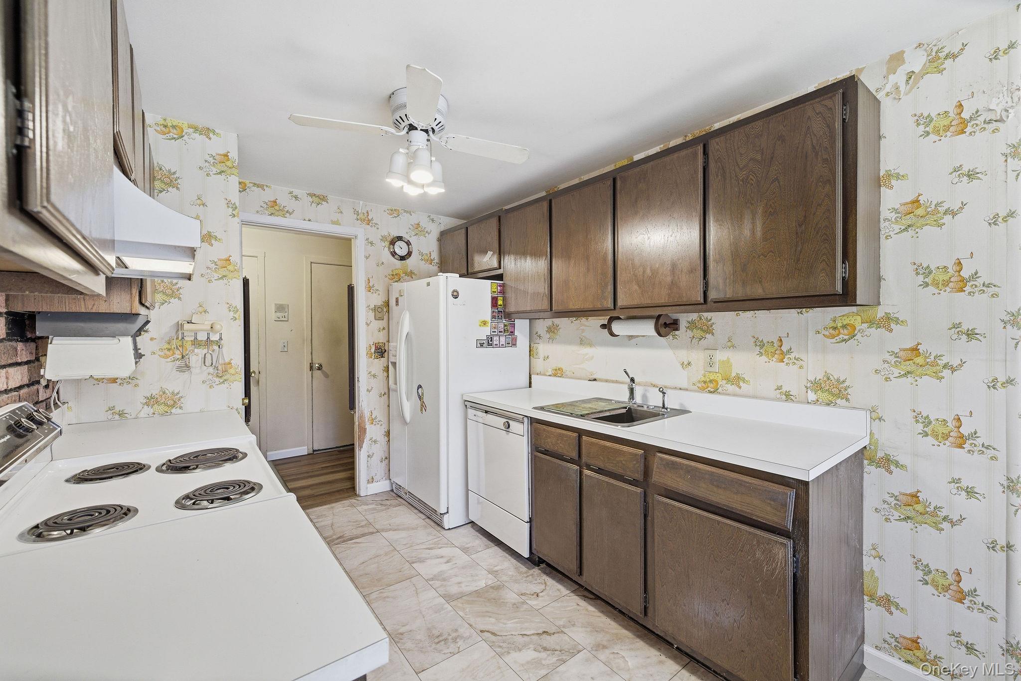 #7 photo, 602 Holly Stream Court, Brewster , NY 10509