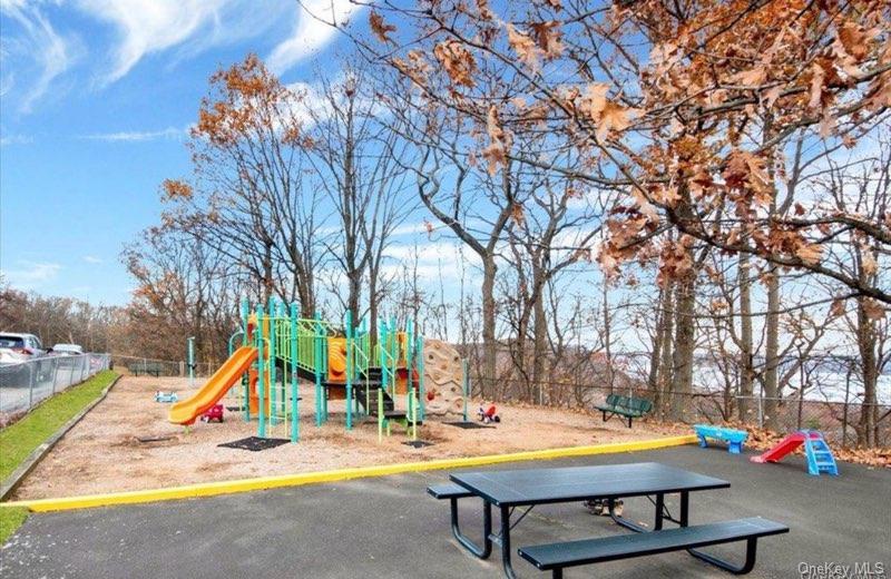 #19 photo, 155 Sierra Vista Lane, Valley Cottage , NY 10989