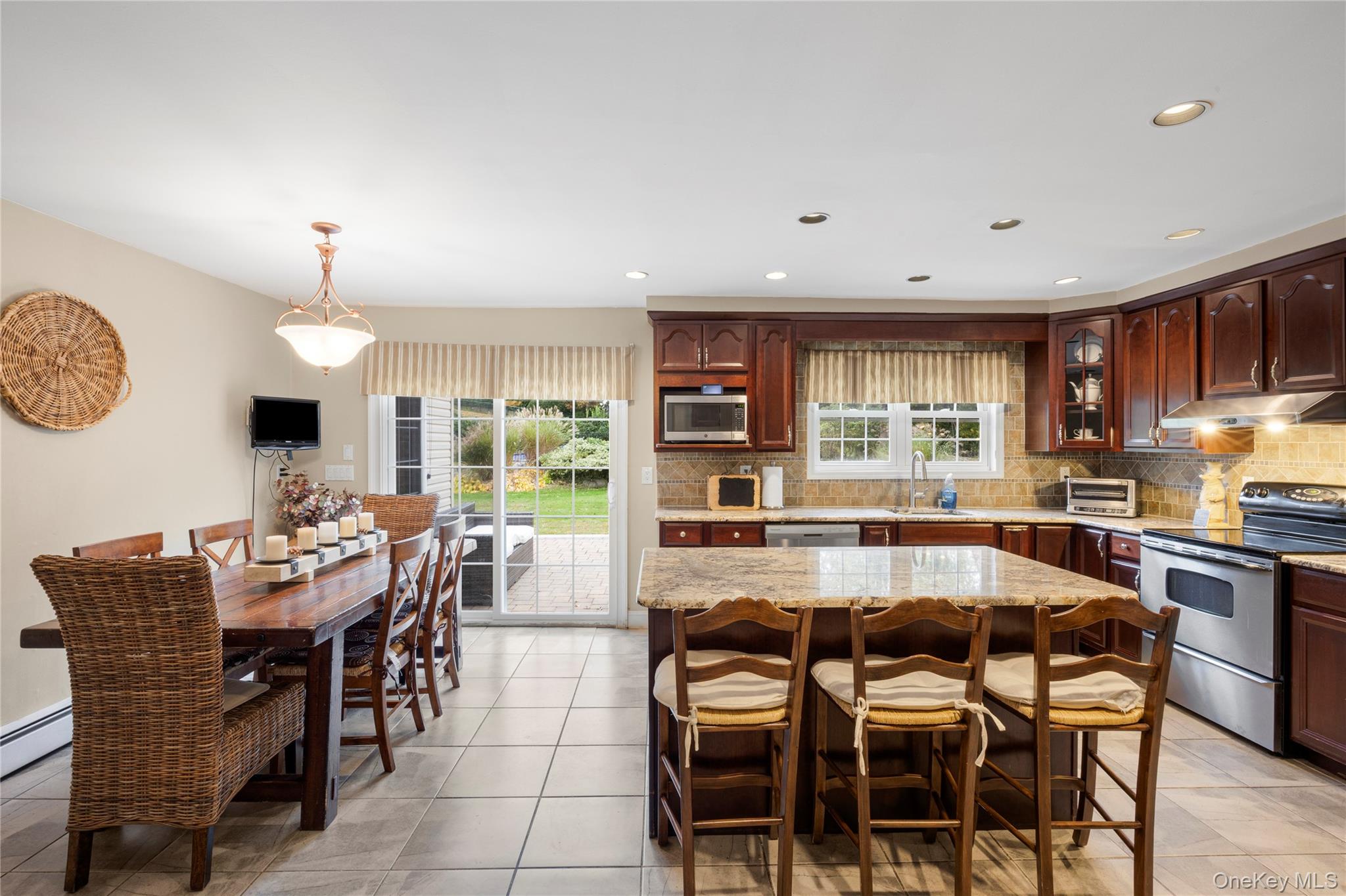 #18 photo, 37 Peppermill Lane, Dix Hills , NY 11746