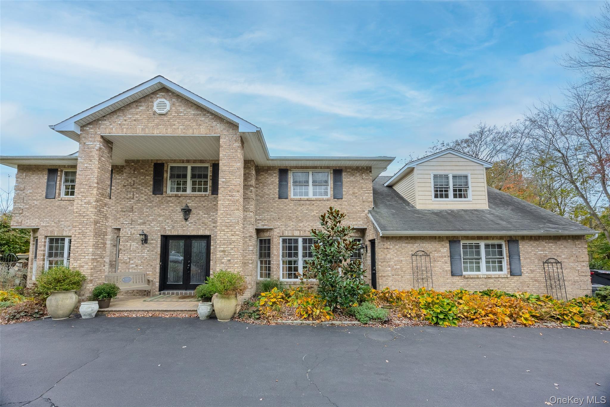 #3 photo, 37 Peppermill Lane, Dix Hills , NY 11746