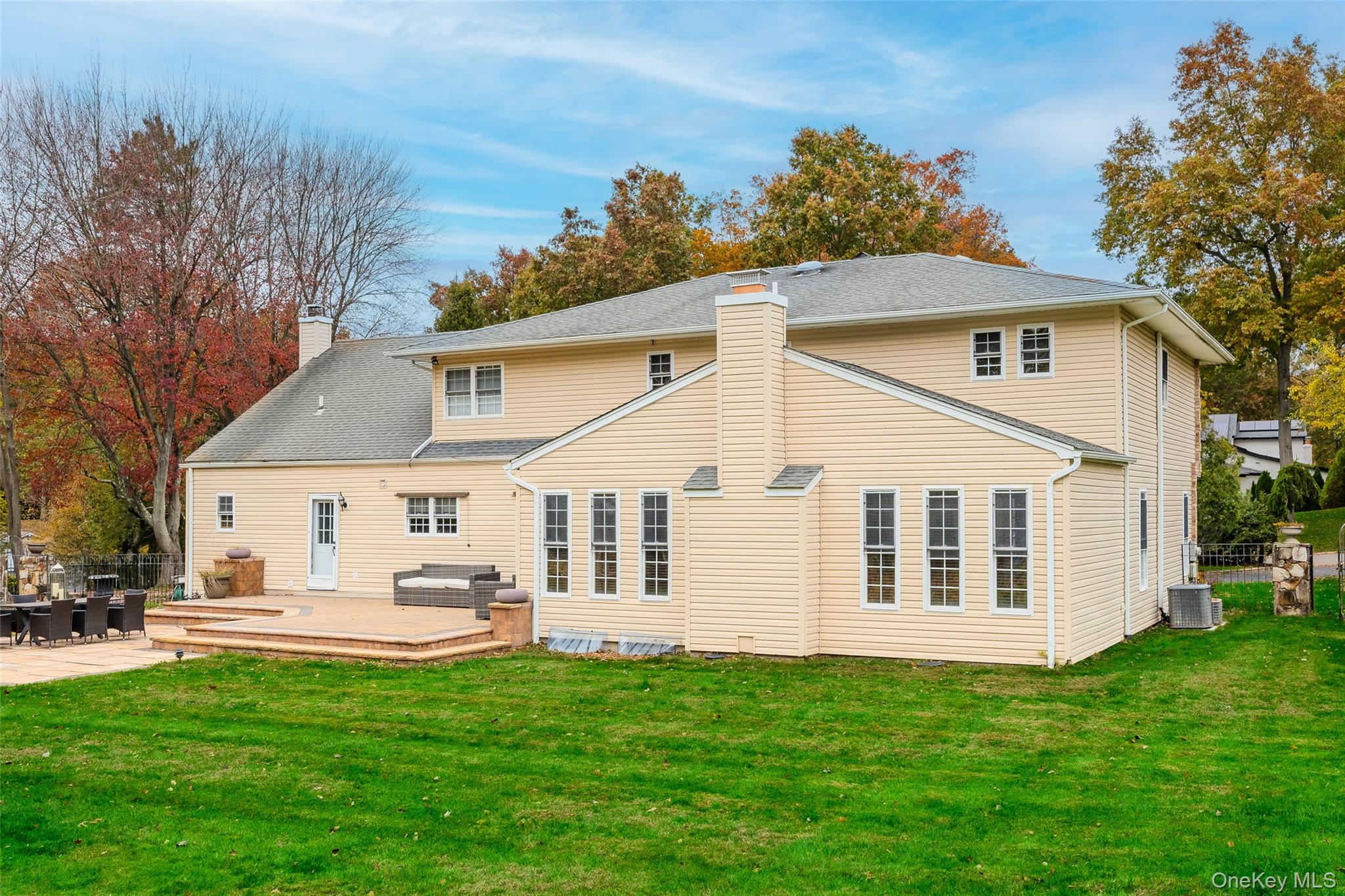 #7 photo, 37 Peppermill Lane, Dix Hills , NY 11746