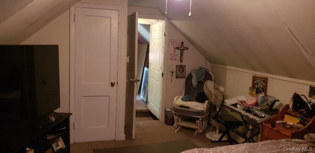 #10 photo, 12 Enness Avenue, ナッソー郡 Bethpage , NY 11714