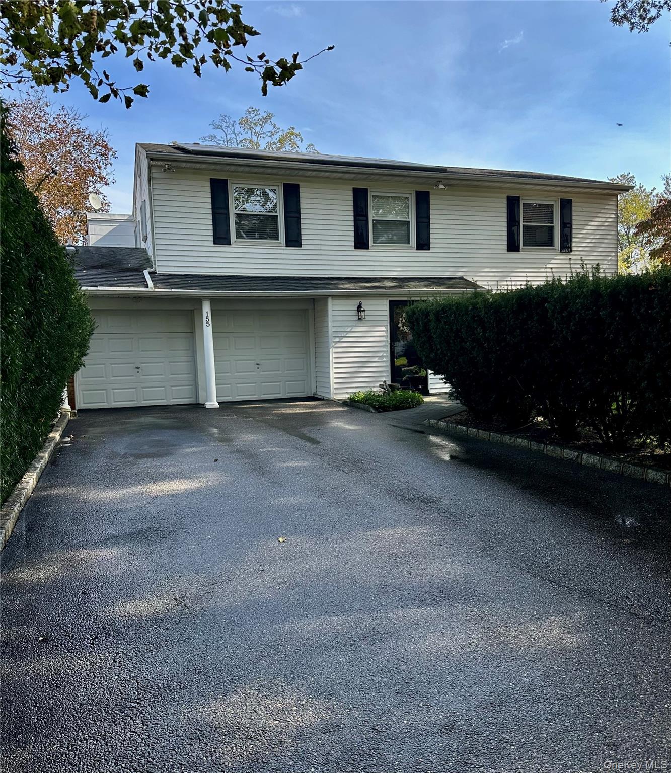 #2 photo, 155 Alexander Avenue, Nesconset , NY 11767