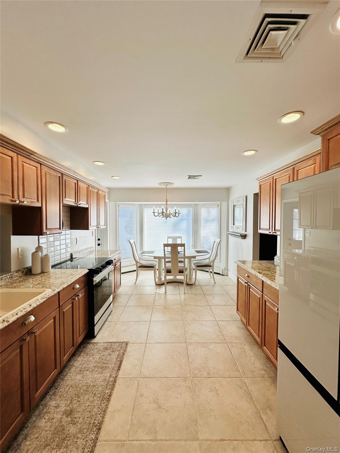 #9 photo, 155 Alexander Avenue, Nesconset , NY 11767