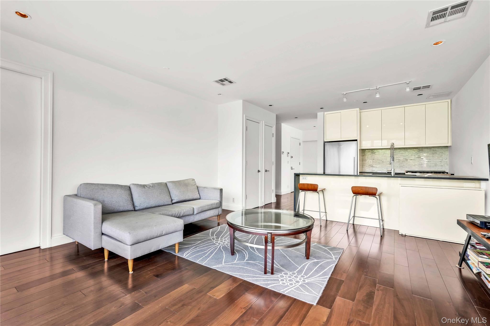 #17 photo, 185 Ocean Avenue, Brooklyn , NY 11225