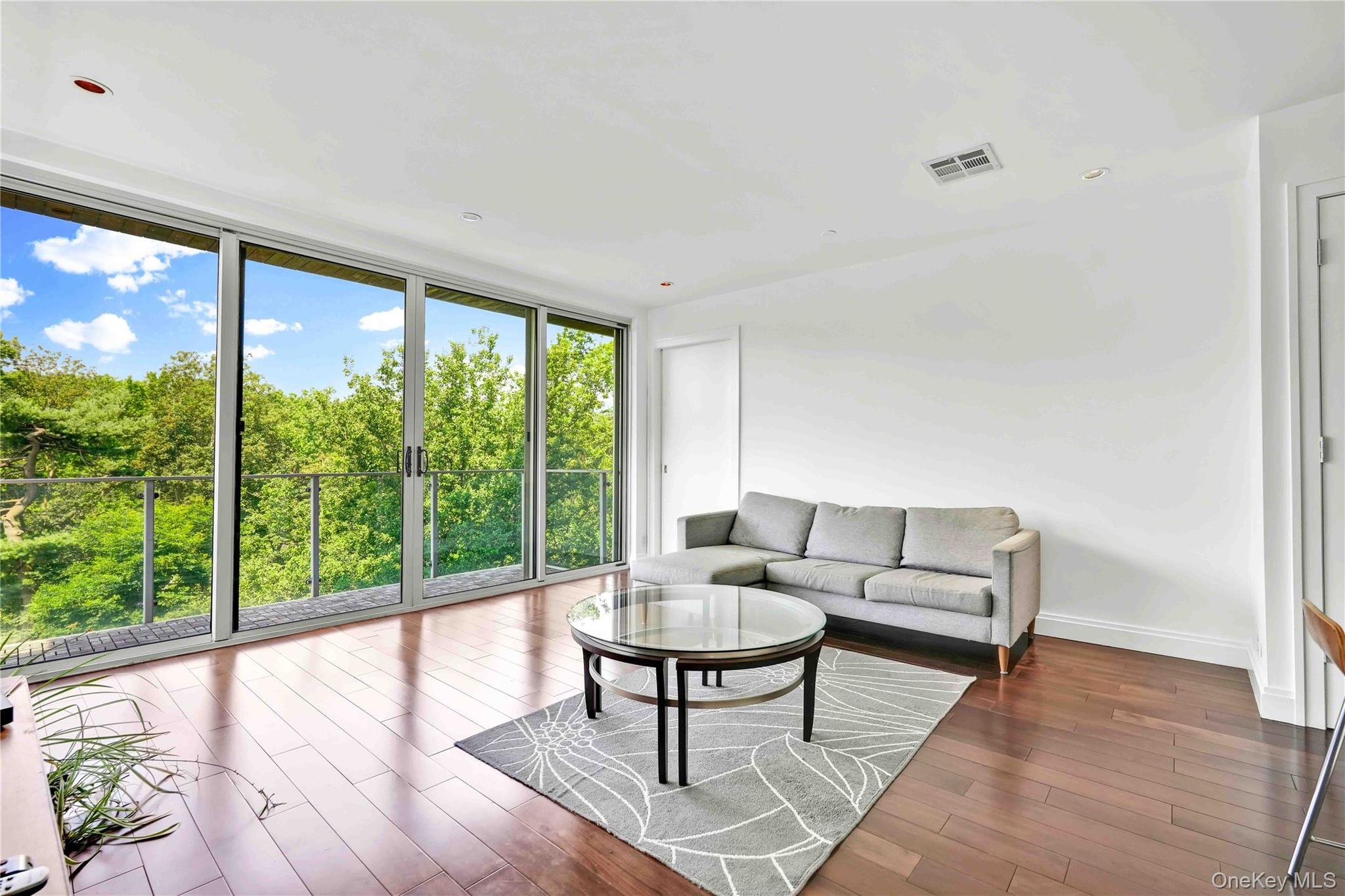 #6 photo, 185 Ocean Avenue, Brooklyn , NY 11225