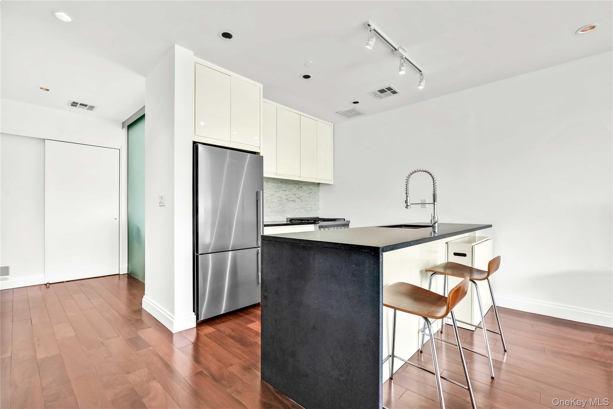 #8 photo, 185 Ocean Avenue, Brooklyn , NY 11225