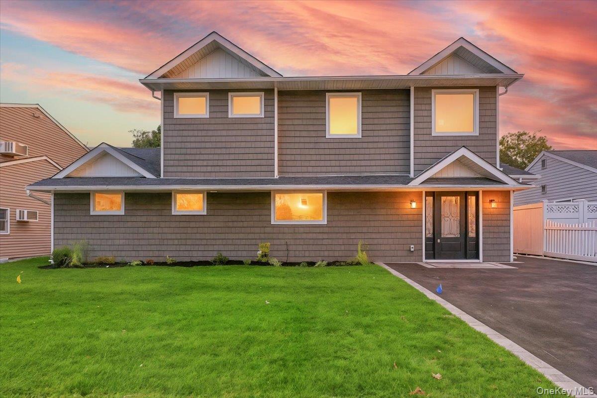 #2 photo, 7 Hoover Lane, Bethpage , NY 11714