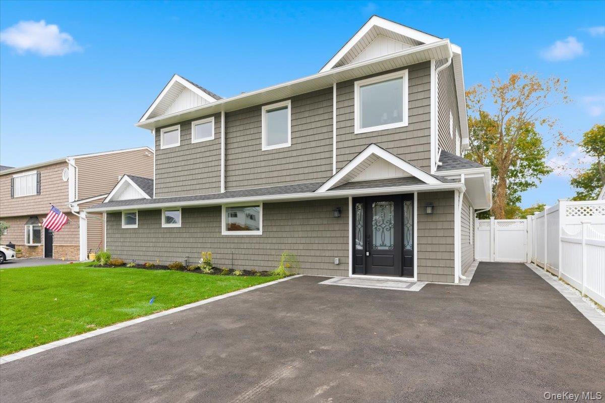 #3 photo, 7 Hoover Lane, Bethpage , NY 11714