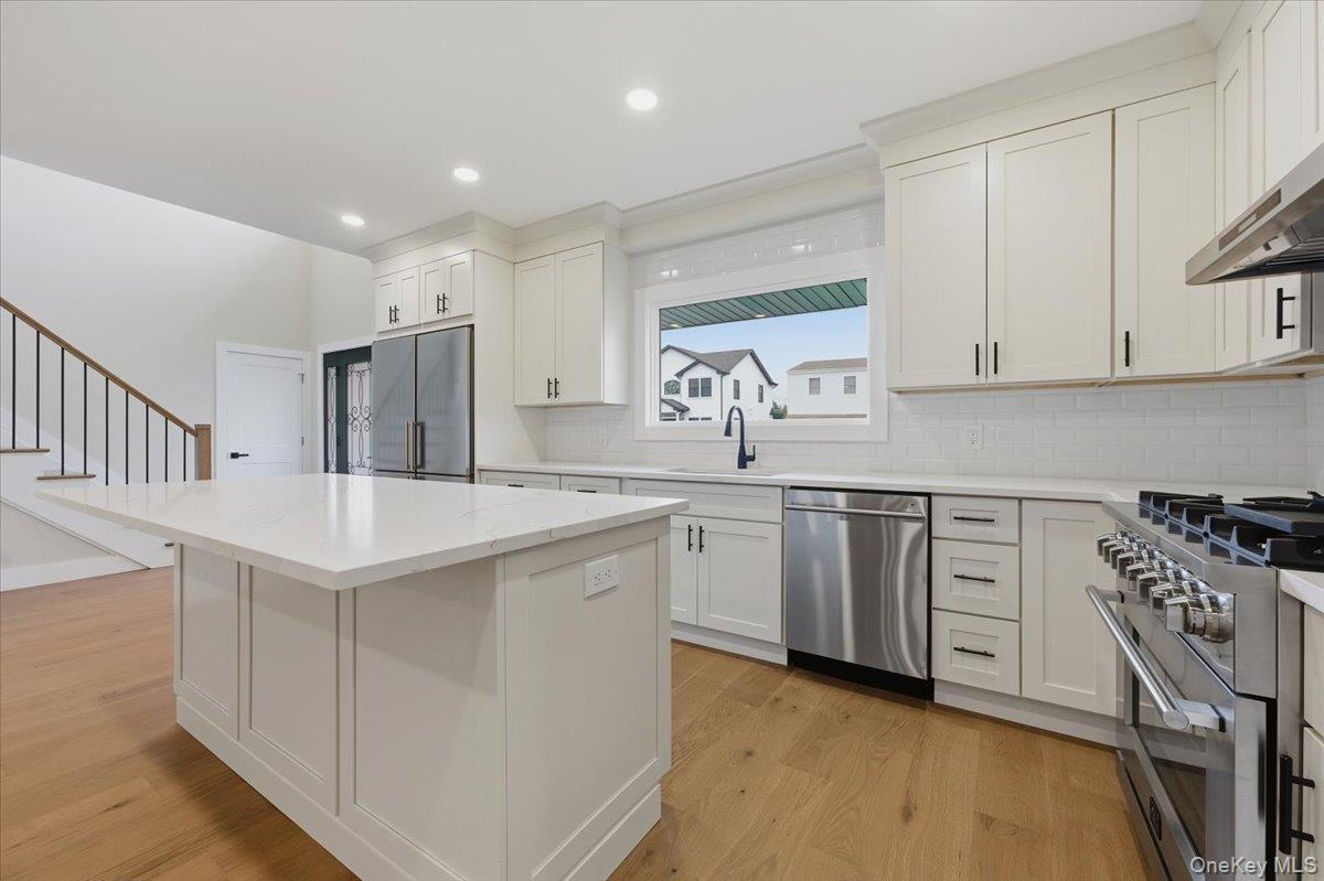 #6 photo, 7 Hoover Lane, Bethpage , NY 11714