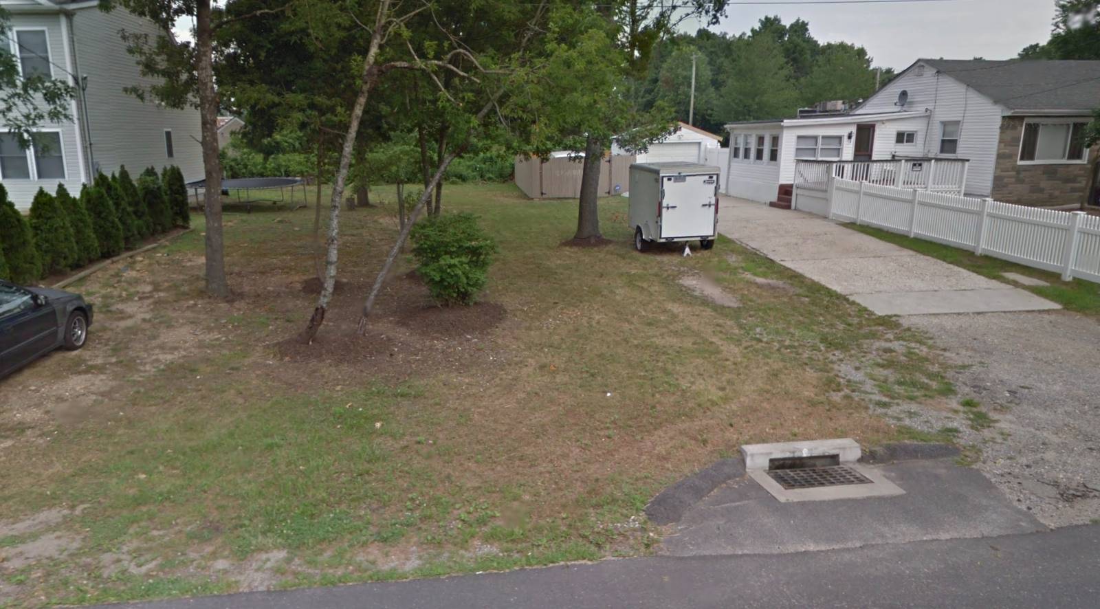 #2 photo, 65 Essex Cir, Shirley , NY 11967