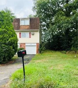 #1 photo, 204 Chrystal Drive, Maybrook , NY 12543